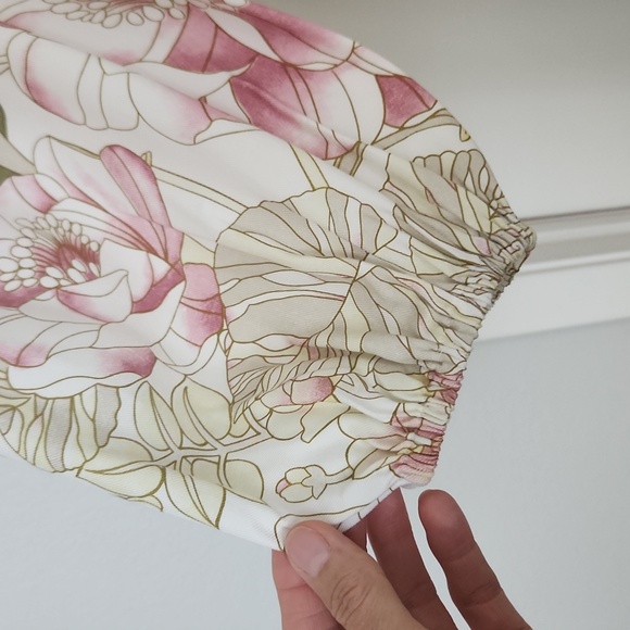 Ted Baker floral pant suit, size 6 - Picture 6 of 10